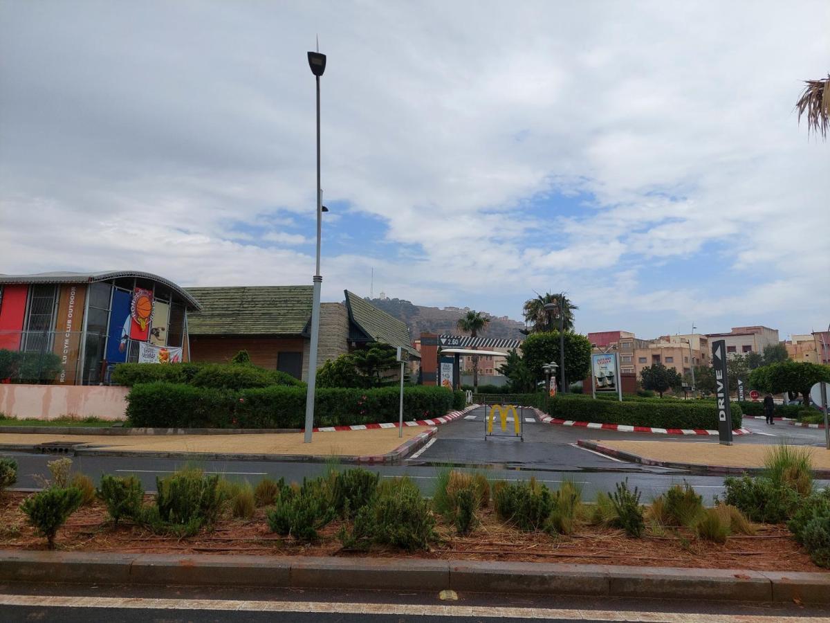 Residence La Corniche Etage 2 Nador Buitenkant foto